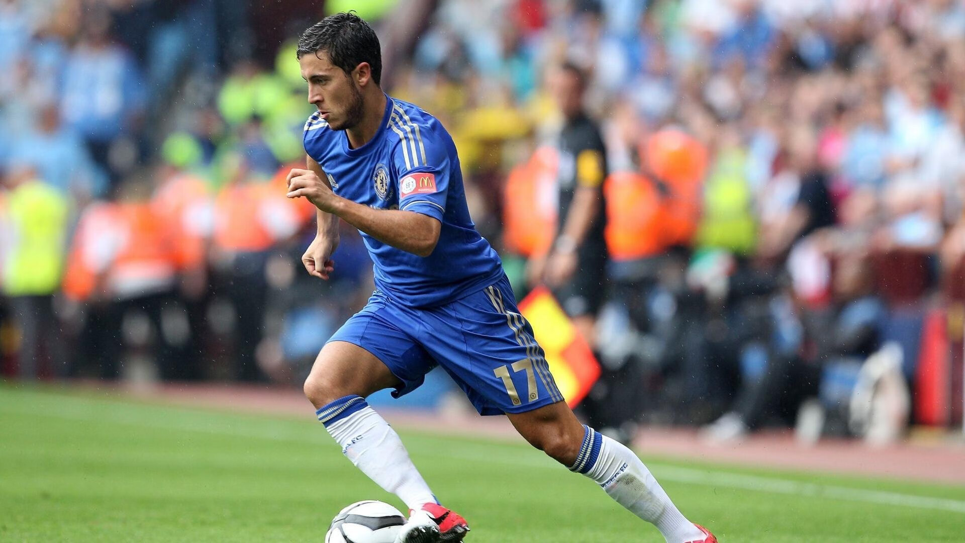 _魔术队拼劲十足，逆转对手_，魔术队全名叫什么