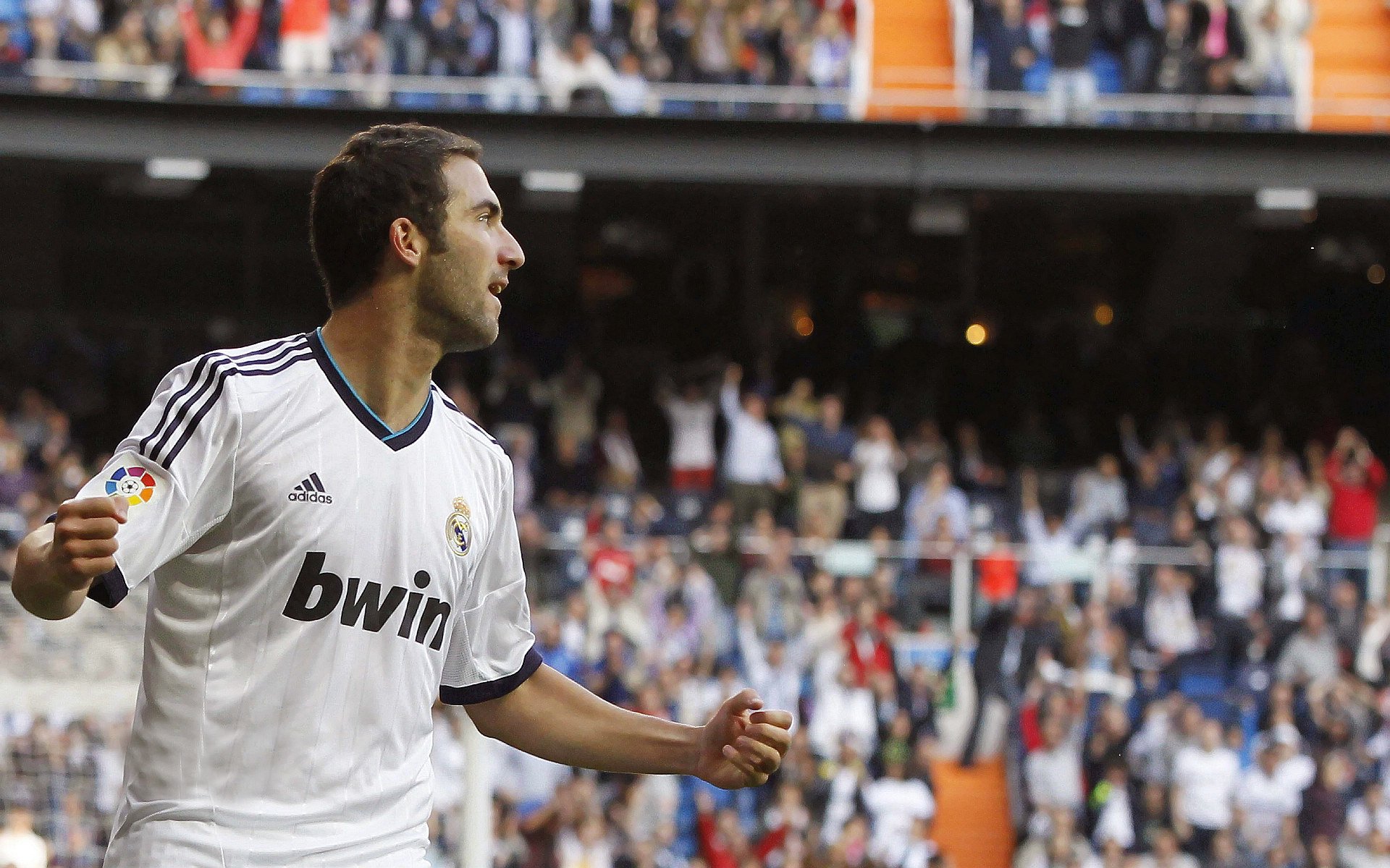 足球运动员心理健康问题逐渐受到重视，足球运动员的健康体现在哪些方面